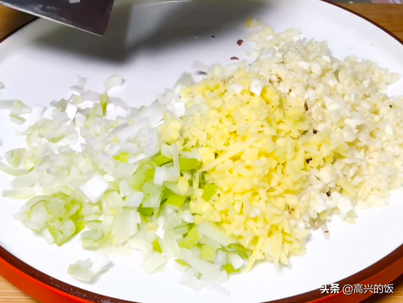 教你做东北人爱吃的鸡蛋酱,为什么东北人都爱吃鸡蛋酱