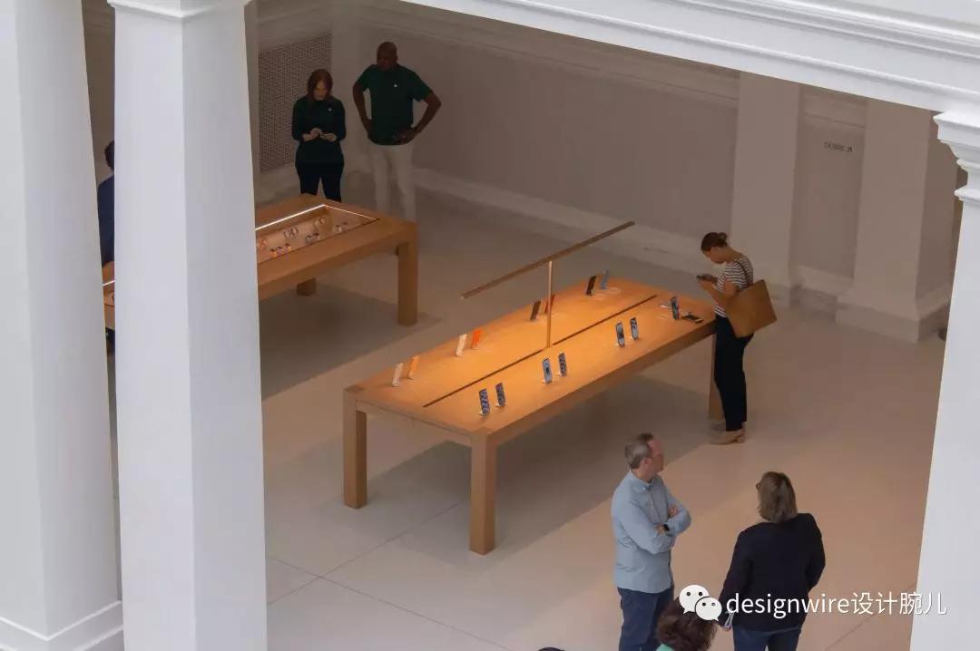 全球第一家苹果水上直营店在哪里,全球第一水上零售店