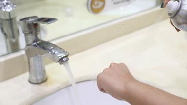 这款喷雾被李佳琦秒售空!防晒防蚊一步到位,一秒速干好清爽