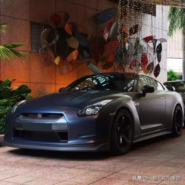 好看的日系超跑壁纸,黑绿跑车壁纸