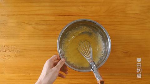 做戚风蛋糕不塌陷的秘诀是啥,戚风蛋糕如何做到不塌陷