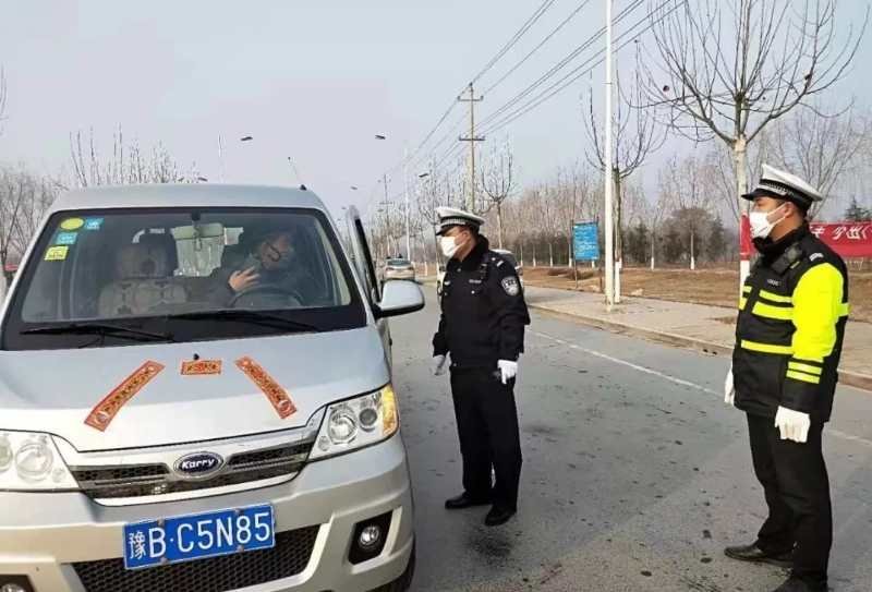 兰考交警执勤视频,兰考交警大队清明值班吗