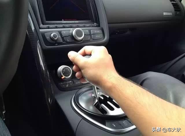 如何避免手动挡换挡顿挫感,手动挡换挡技巧顿挫感