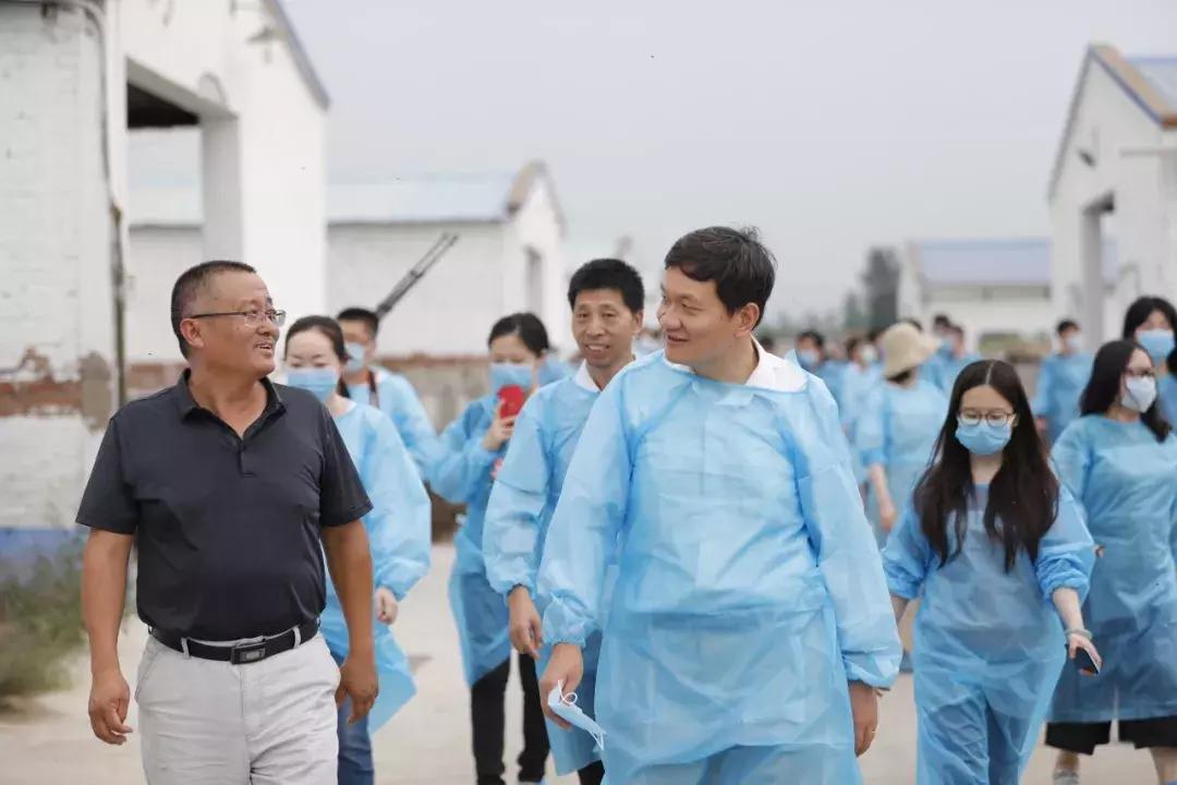 宜信唐宁简历,宜信董事长唐宁简历