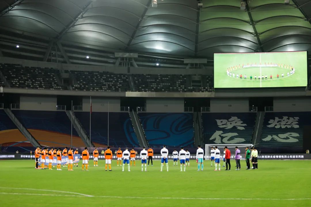 “足球一转黄金百万”，但是没钱足球还真“玩不转”|财智观点