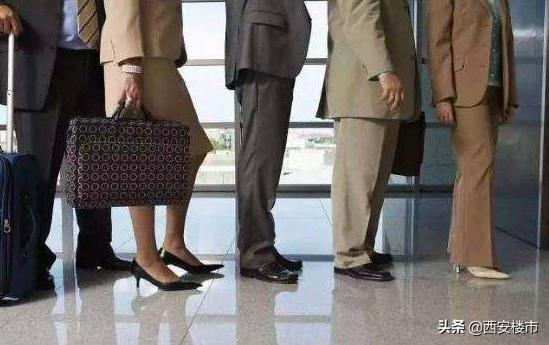 1500-3800元/㎡的单价剪刀差，这个红盘做对了什么