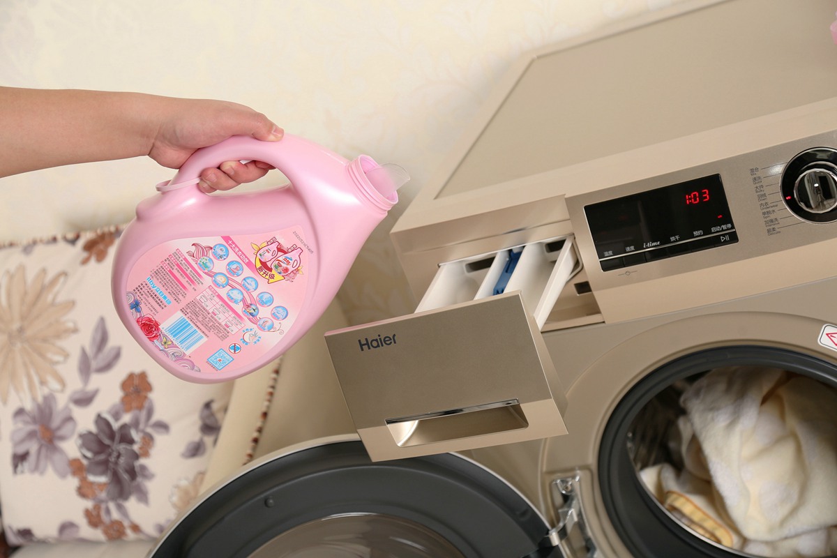 晒衣服不弄干水,晒衣服不脱水会怎么样