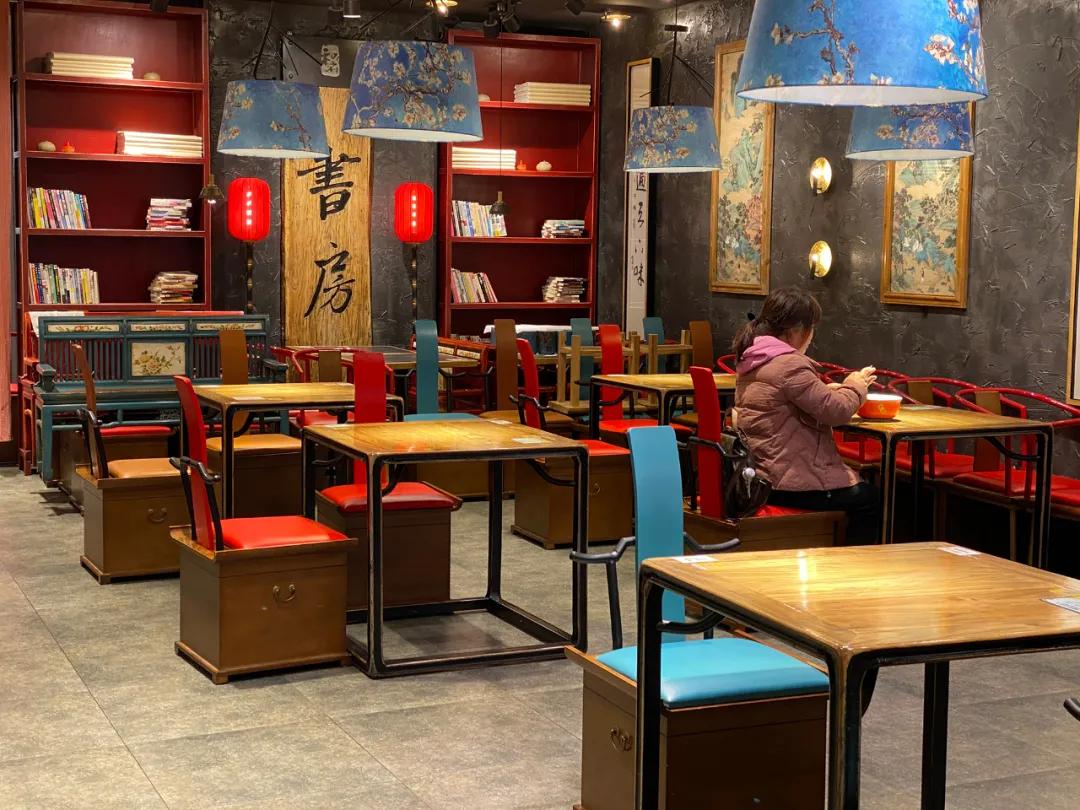 恢复堂食第一顿饭视频,恢复堂食第一天的感觉