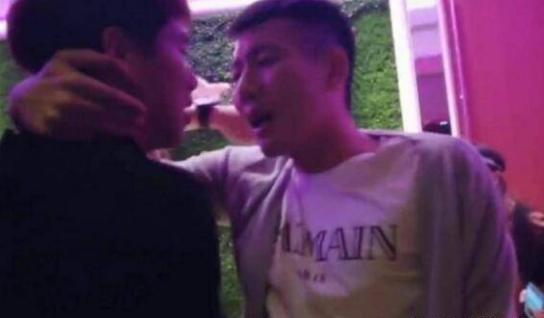 球场恶人郑智,球场恶人打架