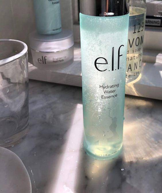 舒缓修复肌肤精华水,精华水抗老修复