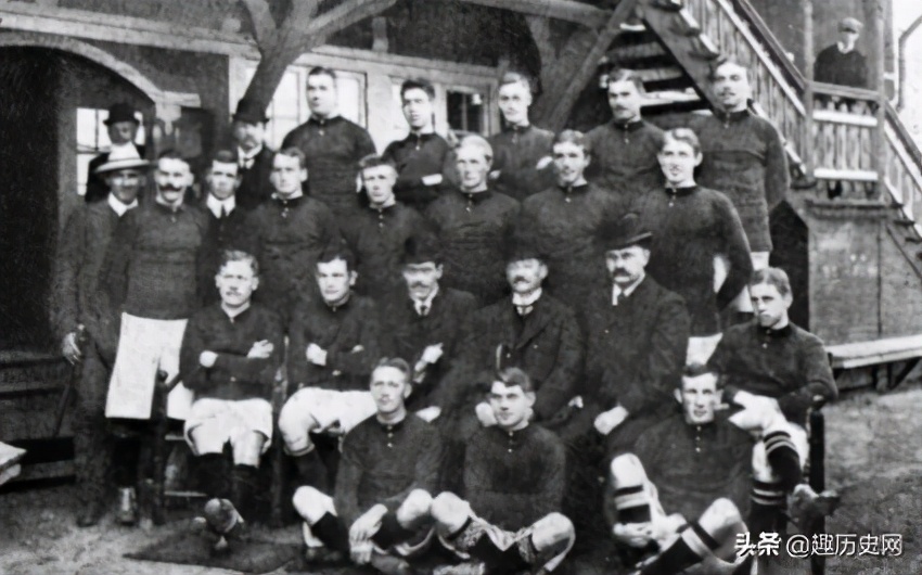 玻尔是数学家吗,玻尔参加了哪年世界杯