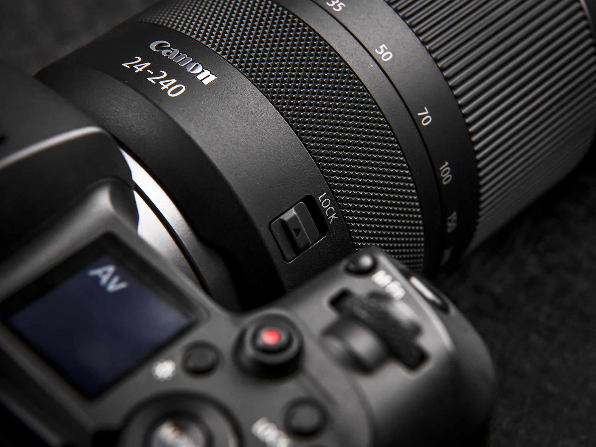 佳能ef24mmfm2.8广角镜头测评,佳能rf24-240镜头缺点