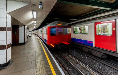 上海地铁线路起终点站,上海地铁线途经线路示意图