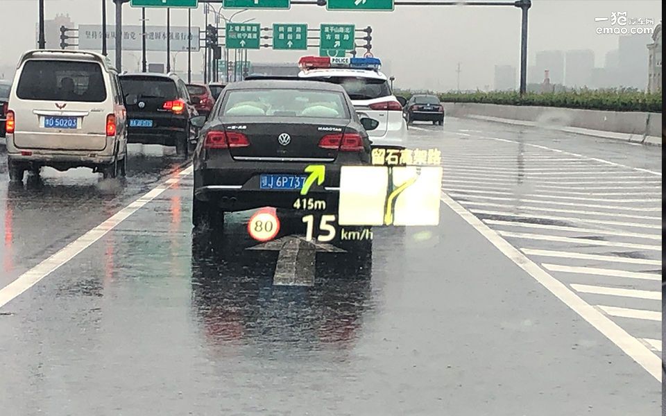 2015款路虎揽胜极光试驾,从来不靠脸吃饭