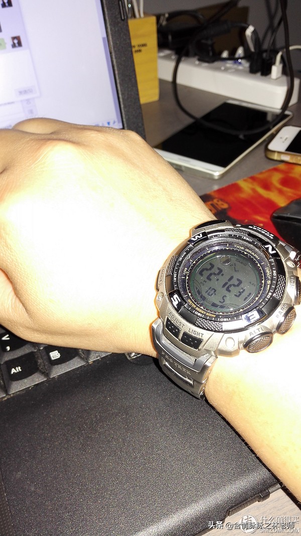 卡西欧ef130佩戴效果,卡西欧登山表日常佩戴好看吗