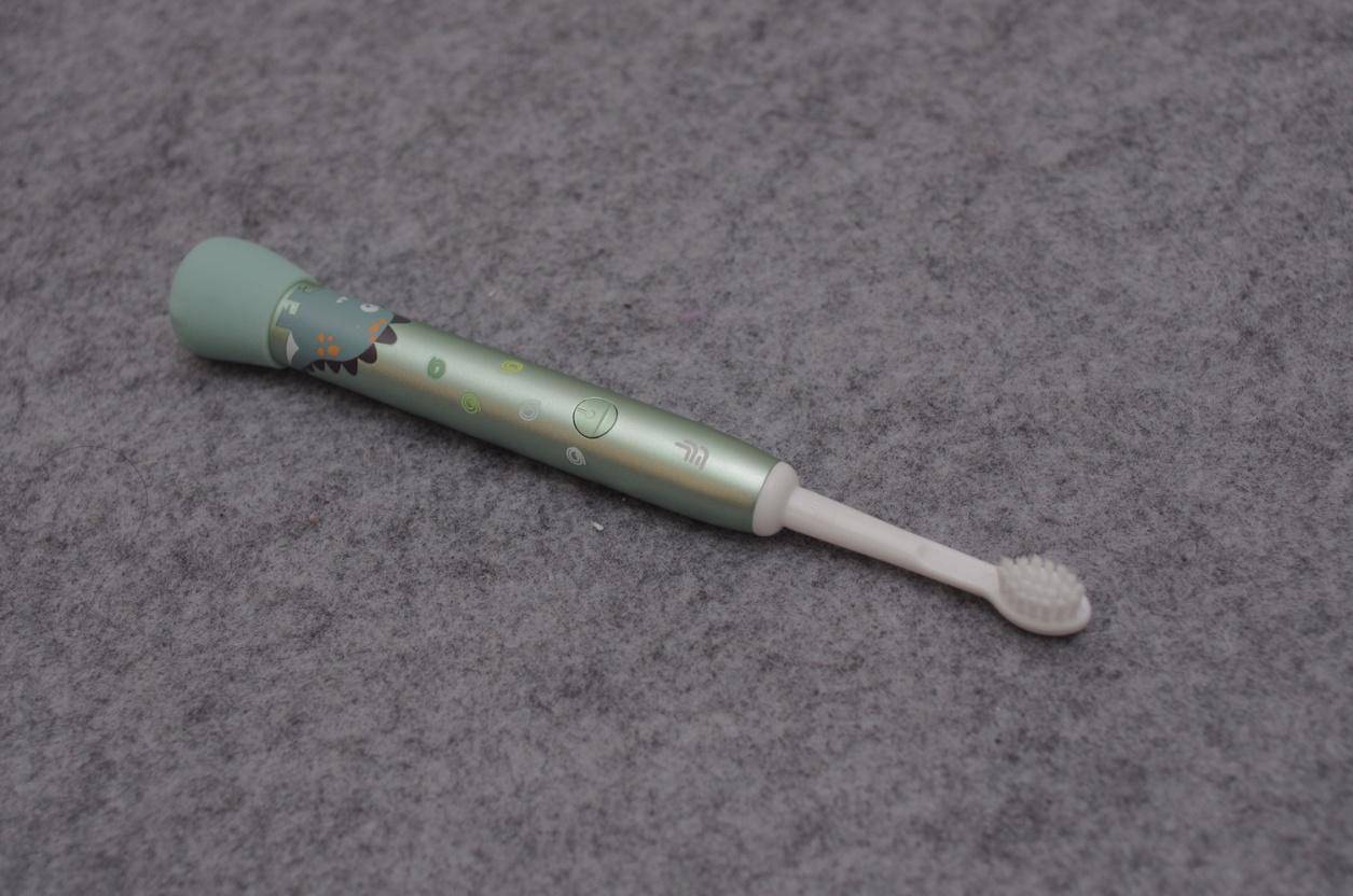 儿童护牙防蛀牙喷雾牙刷套装,儿童电动牙刷6-12岁换牙期推荐