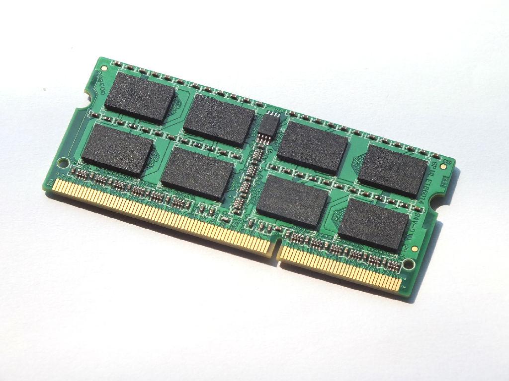 如何知道电脑的存储内存,内存和硬盘哪个更影响电脑速度