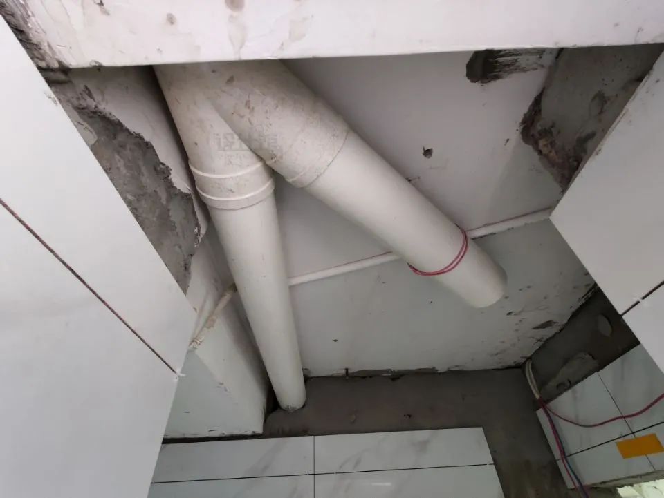 如何解决卫生间没窗户通风问题,暗卫卫生间无窗户怎么补救