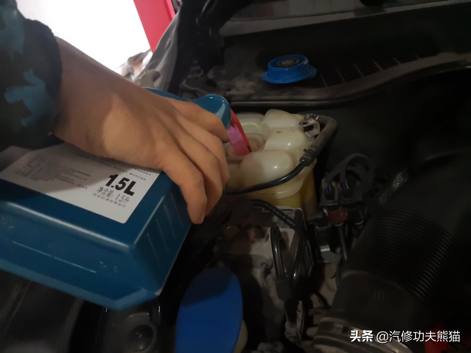 2020款保时捷卡宴s烧机油吗,保时捷卡宴免拆治理烧机油靠谱吗