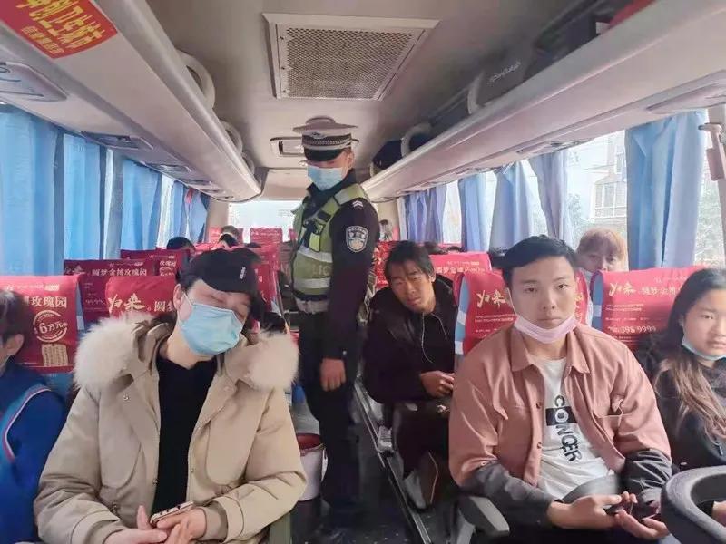 麒麟交警为生命开道,麒麟交警大队