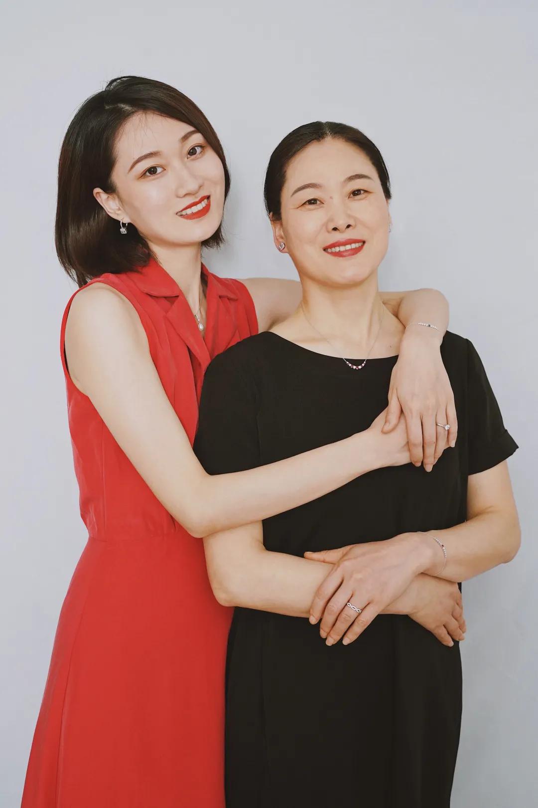 中年妈妈适合夏季穿哪家鞋子,有没有哪款鞋子适合妈妈穿