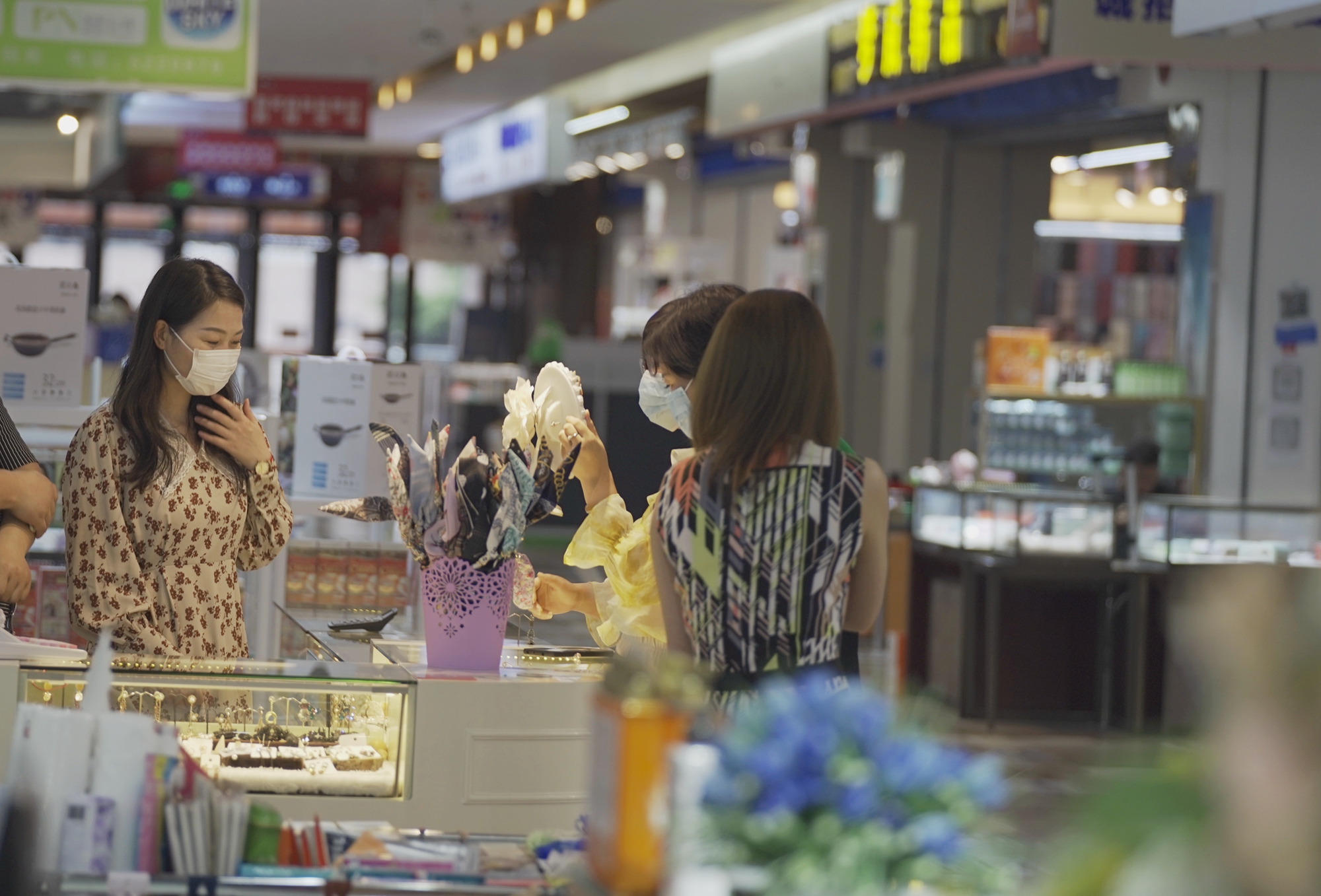 威海韩国商品交易中心买化妆品,威海韩国商品交易中心是干啥的