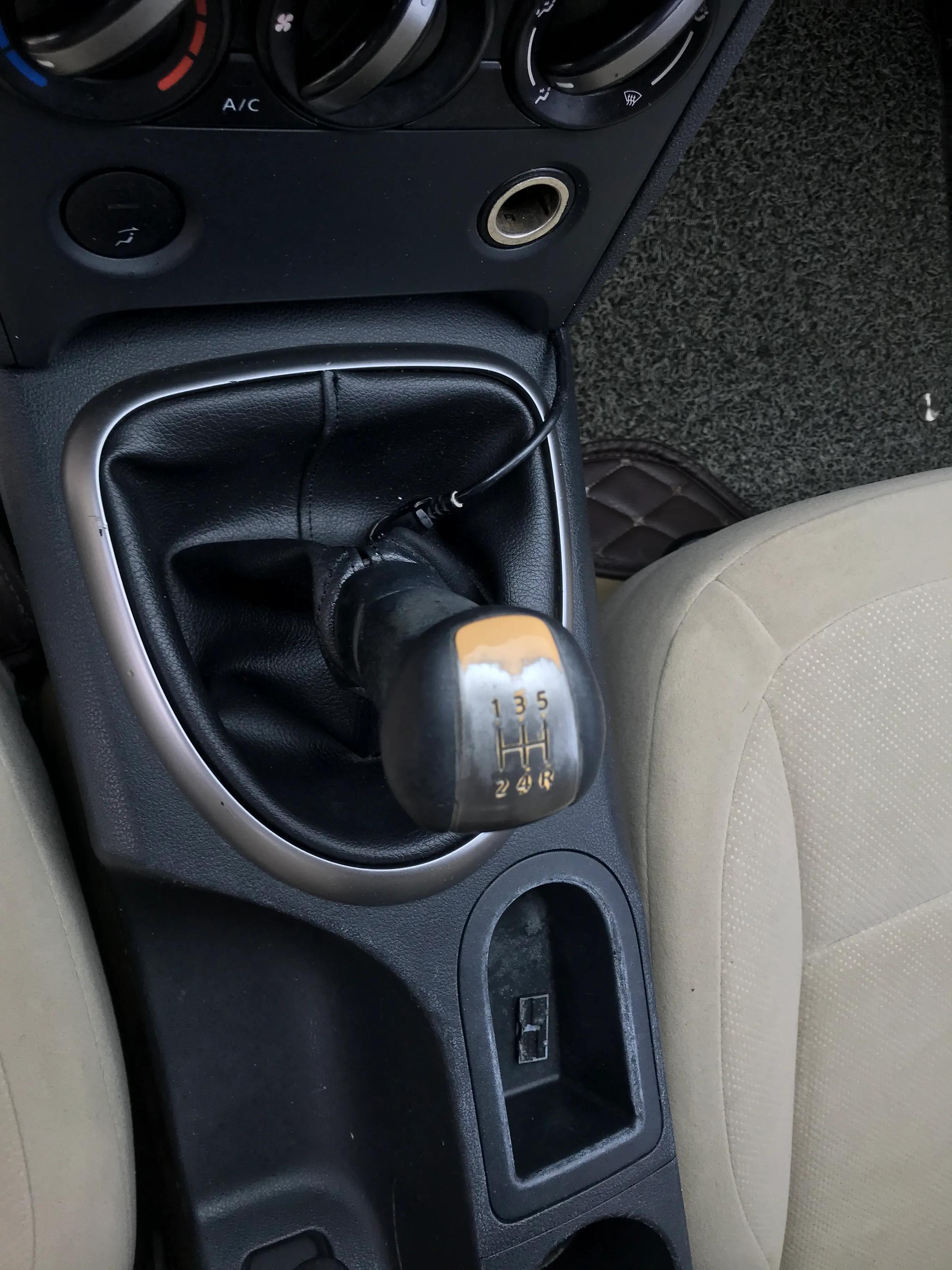 13年逍客2.0自动挡当年落地多少钱,17款4万公里逍客现在多少钱