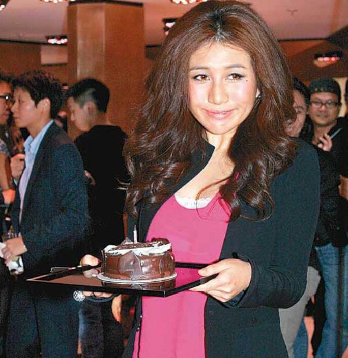 叛逆千金何超盈：未婚先孕，闪婚小8岁哈尔滨学霸，如今怎样了？