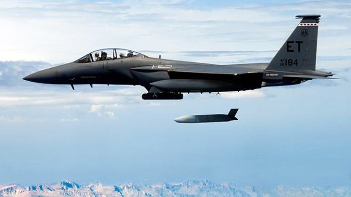 日本发展远程攻击武器,日本有远程打击武器吗