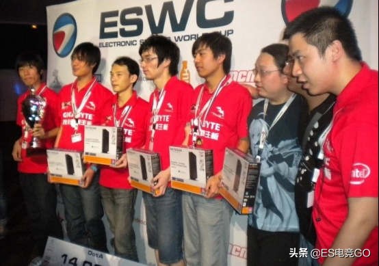 刀圈二三事：OG毒奶灌死RNG；网易打响山寨自走棋第一枪