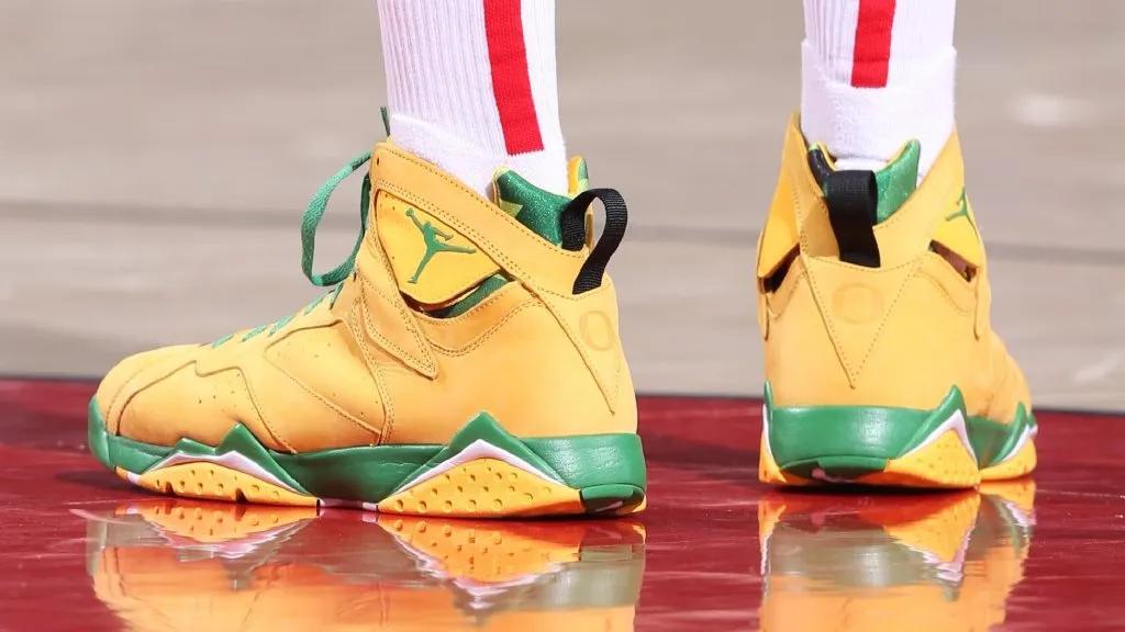 塔克谈最有意义的球鞋,pj塔克上脚最便宜的球鞋