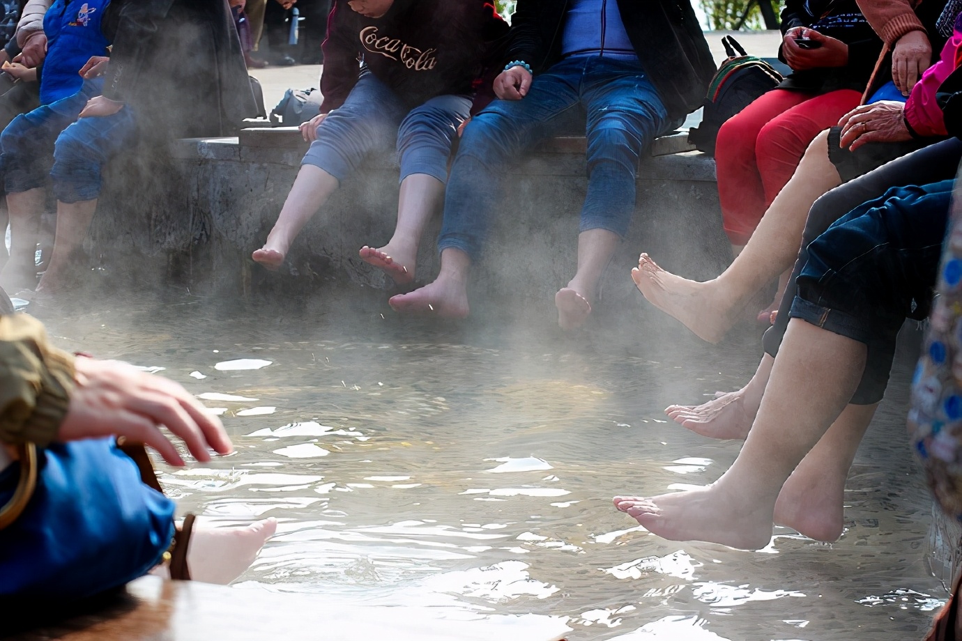 汤山温泉度假好去处,汤山有免费温泉泡脚吗