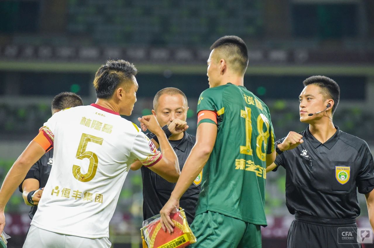 贵州恒丰对浙江绿城的录像,浙江绿城5:0胜搅动冲超形势