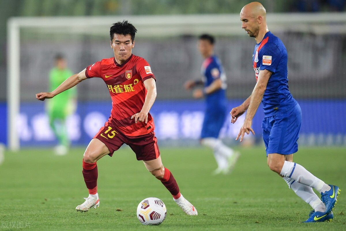 上海申花绝平武汉三镇,申花绝平韦世豪