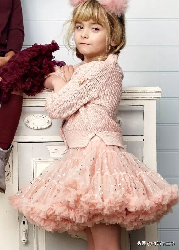 秋季流行童装品牌,今年流行的秋季童装品牌