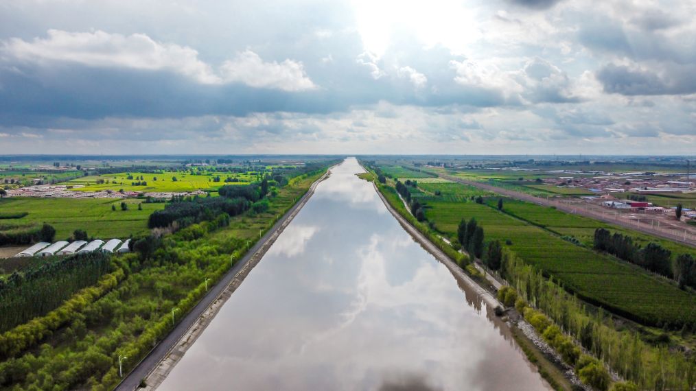她是滔滔千里黄河的宠儿,阴山之下、河套之上的掌上明珠