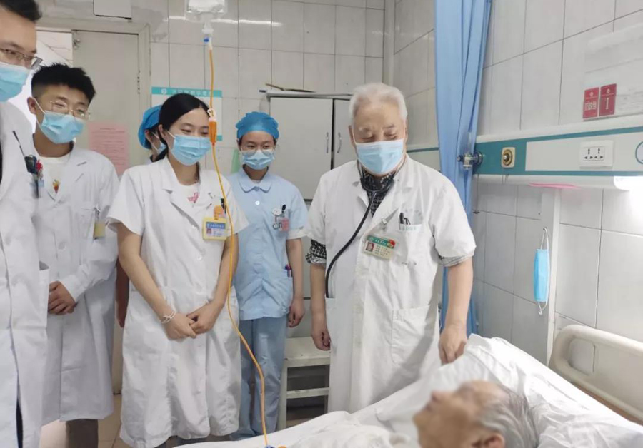 “*安泰**市医师楷模”李天禄：五十九载行医路夕阳彩霞映初心