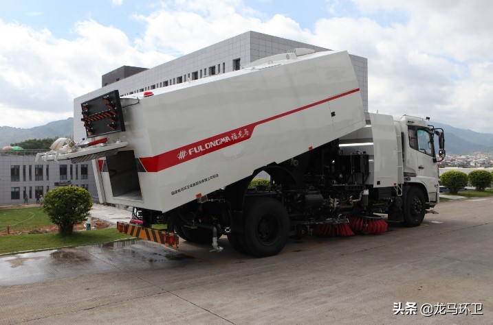 龙马环卫洗扫车,环卫洗扫车生产公司