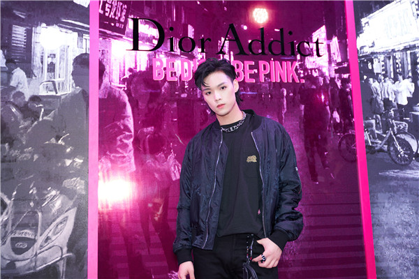 被吹爆的化妆品,迪奥dior粉唇妆