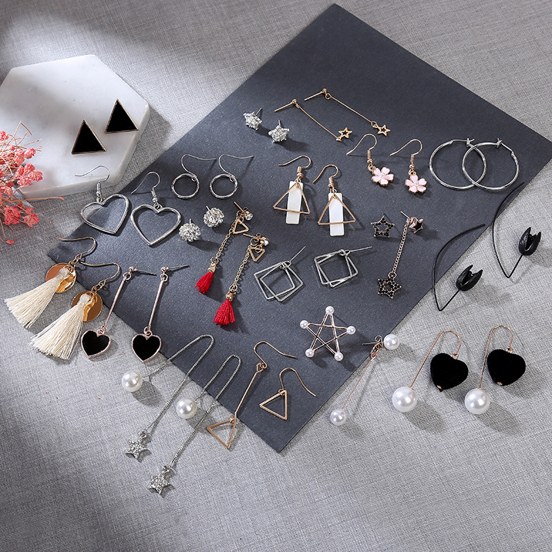 大脸显瘦的耳环搭配,耳环简约大气百搭显脸小