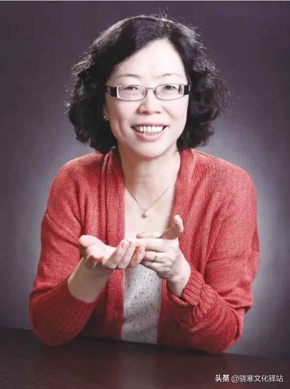 致橡树舒婷原文经典句子,《致橡树》舒婷原文朗读