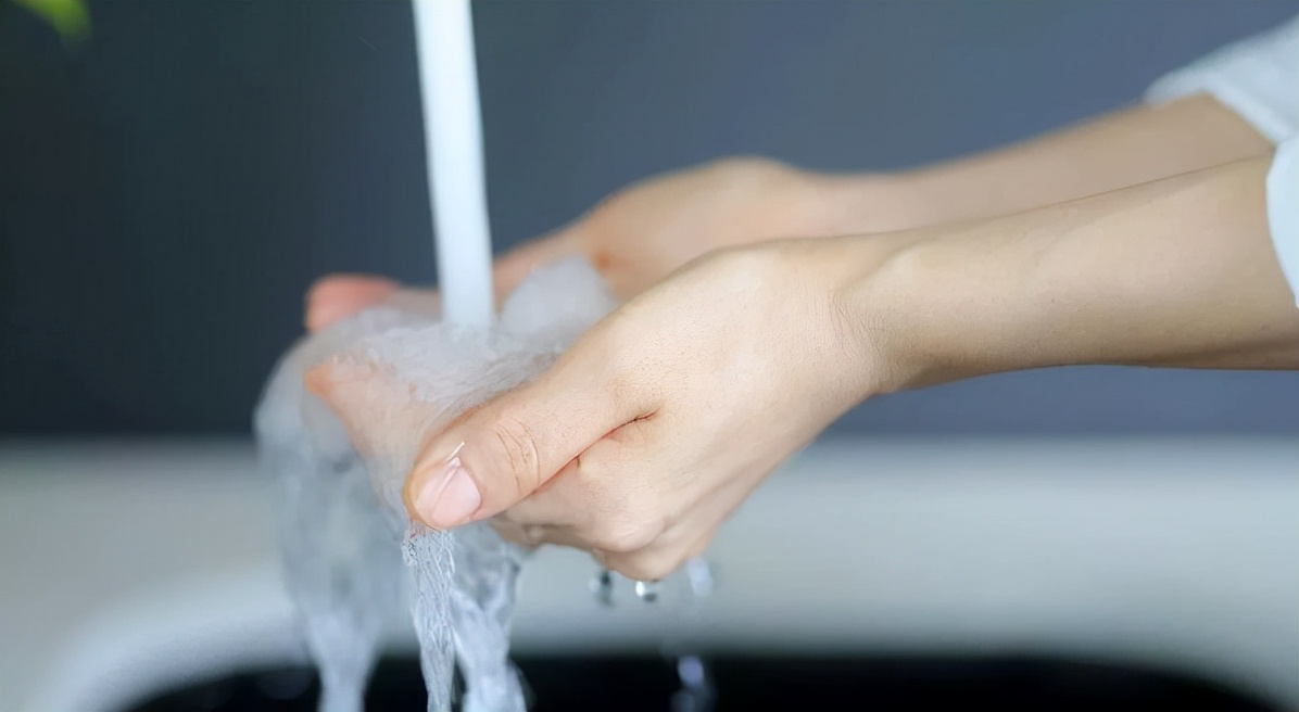 为啥说再穷不买一楼,为什么说再穷不卖车