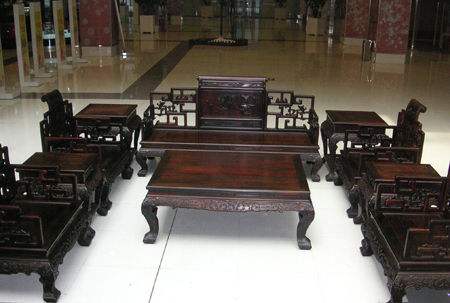 紫檀木会飘吗,紫檀木家具的优点和缺点