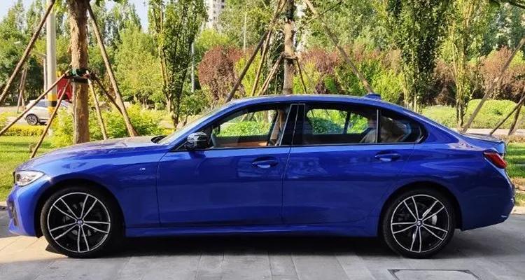 君威gs和宝马3系对比视频,别克君威gs对比宝马3系