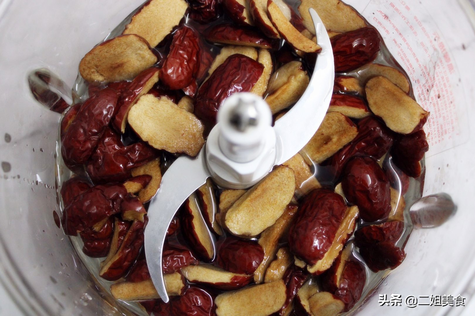 核桃跟红枣的做法,核桃加红枣的做法
