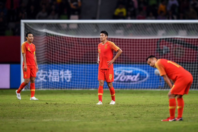 国足将迎12强赛首战图片,金英权对中国足球的评价