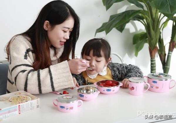 儿童佩奇餐具,小猪佩奇儿童食品级碗