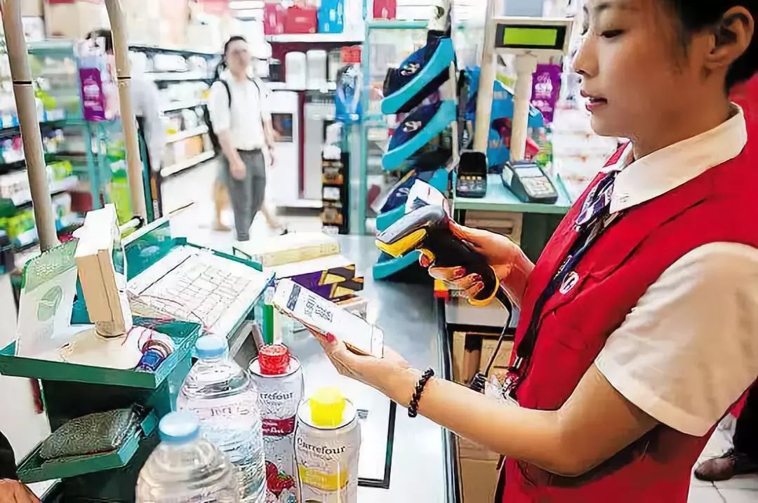 信用卡逾期利滚利怎么解决,信用卡逾期利滚利合法吗