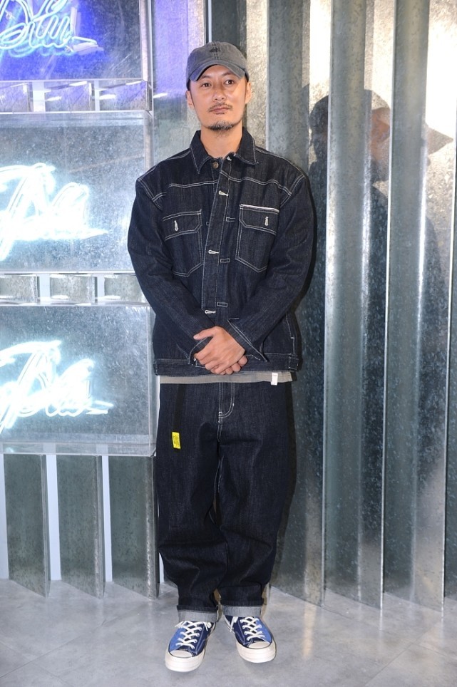 余文乐穿搭春娇与志明,春娇与志明余文乐戴的什么表