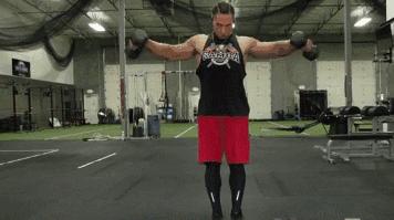 把肩膀练宽，动作不用太多，5个动作，虐遍三角肌，练出宽厚肩膀